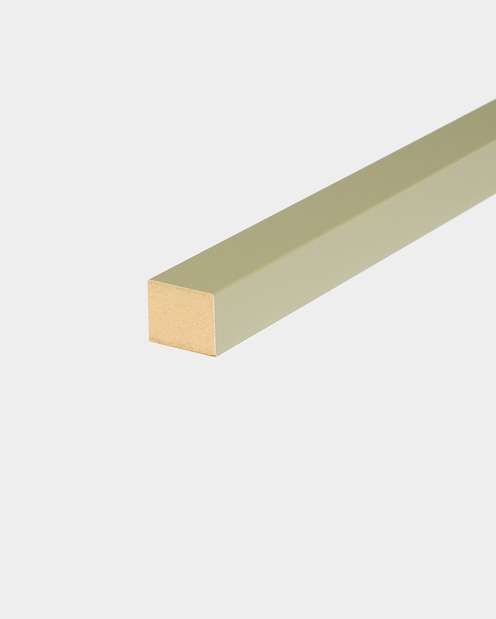 WoodUpp End Lamella in Moss, 2.2 cm: long dowel with green finish and exposed wood ends, designed for Akupanel acoustic panel or MDF frame installation.