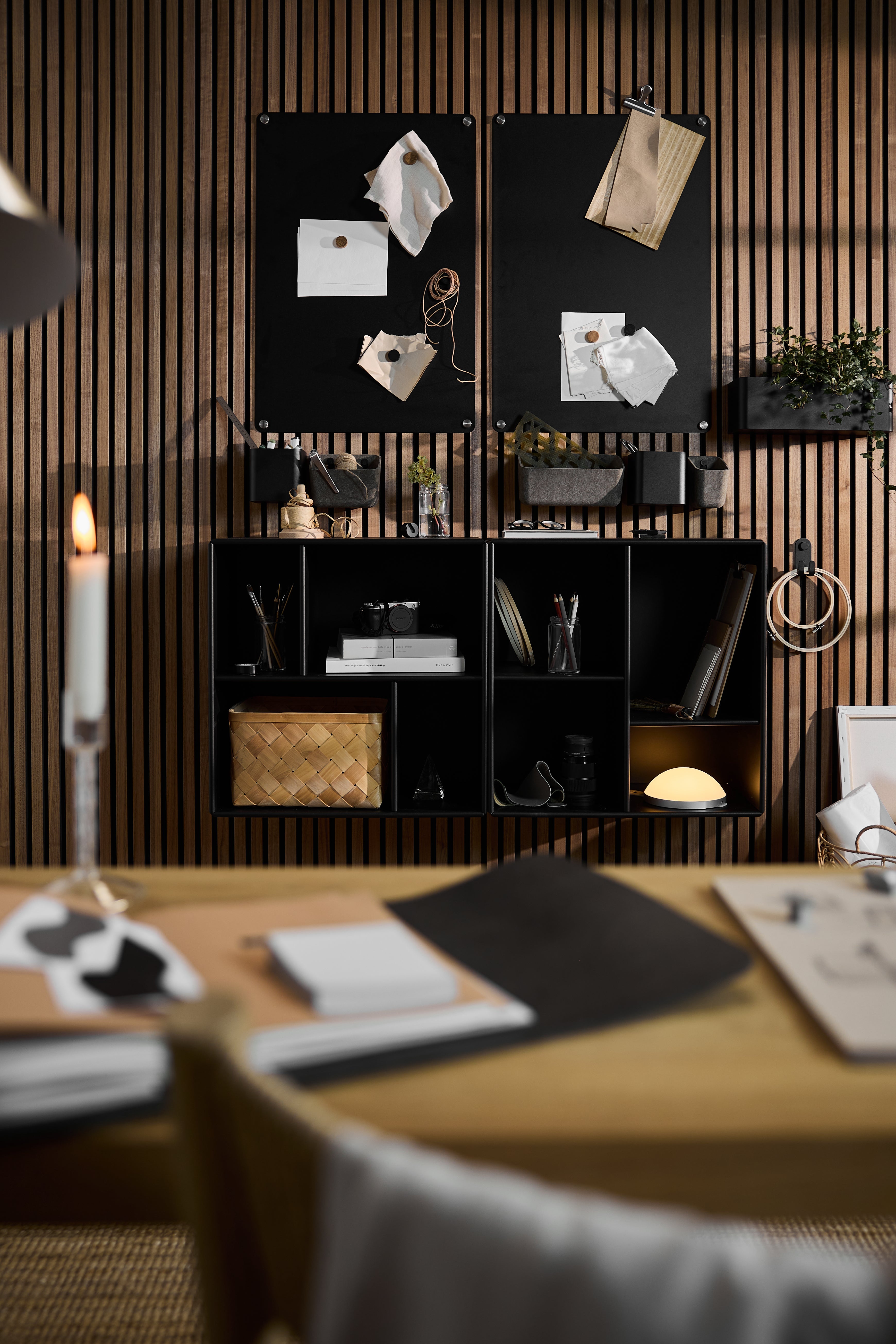 Arka | Open Cabinet / Black