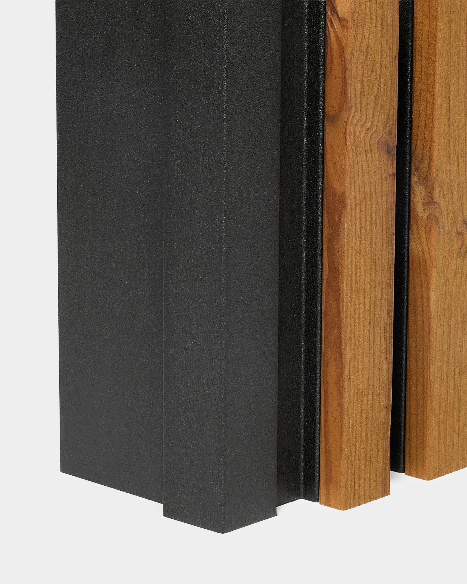 Aluwood Inside Corner facade panel, 240 cm, with black and wood-grain powder-coated finish, displayed on a plain white background.